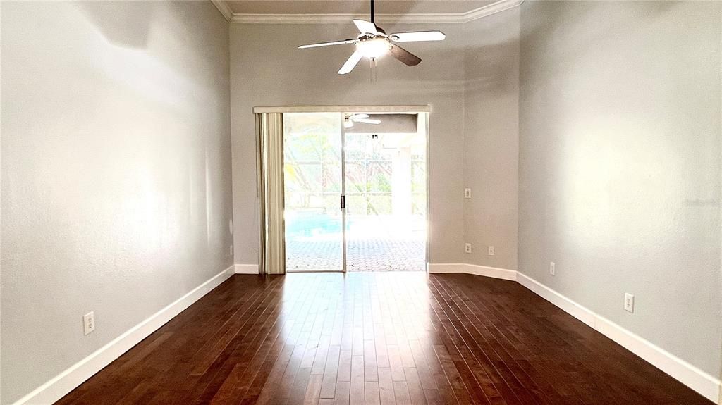 For Sale: $959,999 (6 beds, 4 baths, 3141 Square Feet)