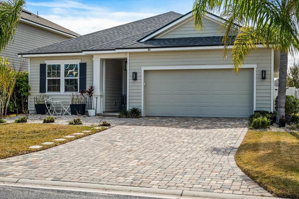 Recently Sold: $425,000 (4 beds, 2 baths, 2028 Square Feet)