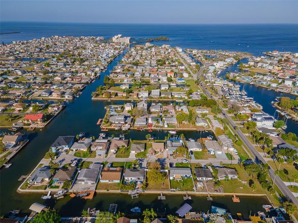 En Venta: $199,900 (0.13 acres)