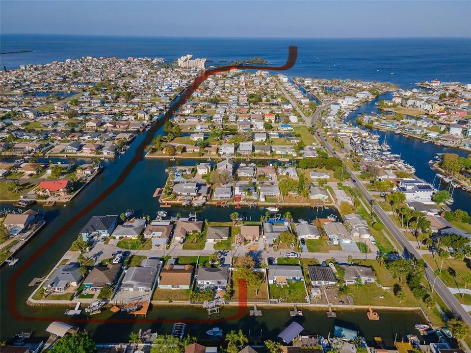 En Venta: $199,900 (0.13 acres)