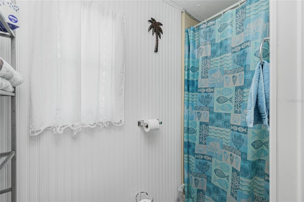 Active With Contract: $138,000 (2 beds, 2 baths, 784 Square Feet)