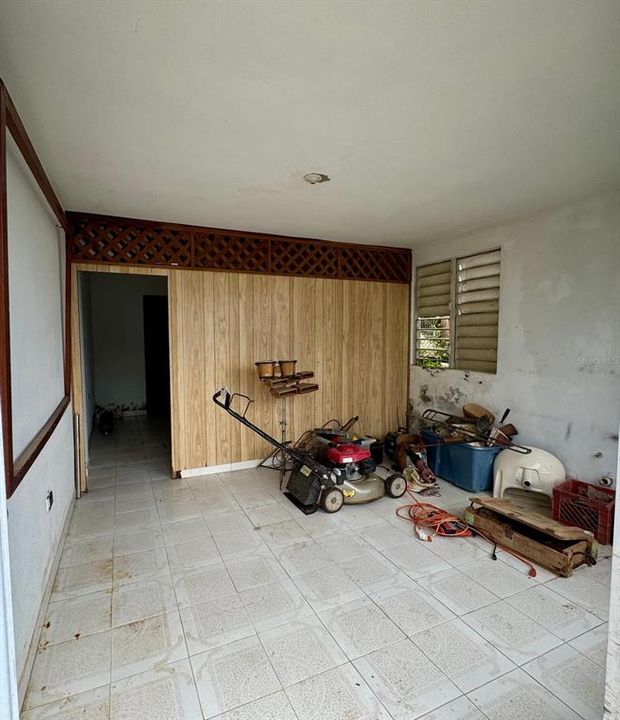 For Sale: $375,000 (4 beds, 3 baths, 1536 Square Feet)