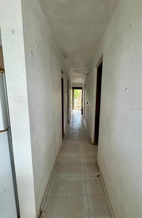 For Sale: $375,000 (4 beds, 3 baths, 1536 Square Feet)