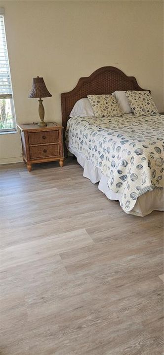 Active With Contract: $249,900 (3 beds, 2 baths, 1610 Square Feet)