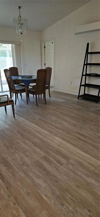 Active With Contract: $249,900 (3 beds, 2 baths, 1610 Square Feet)