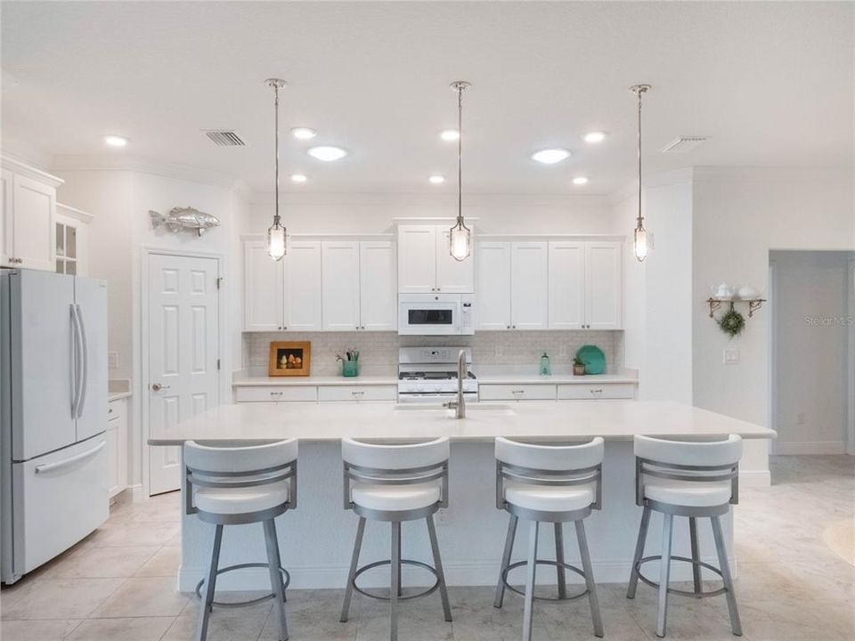 Active With Contract: $499,000 (3 beds, 3 baths, 2399 Square Feet)