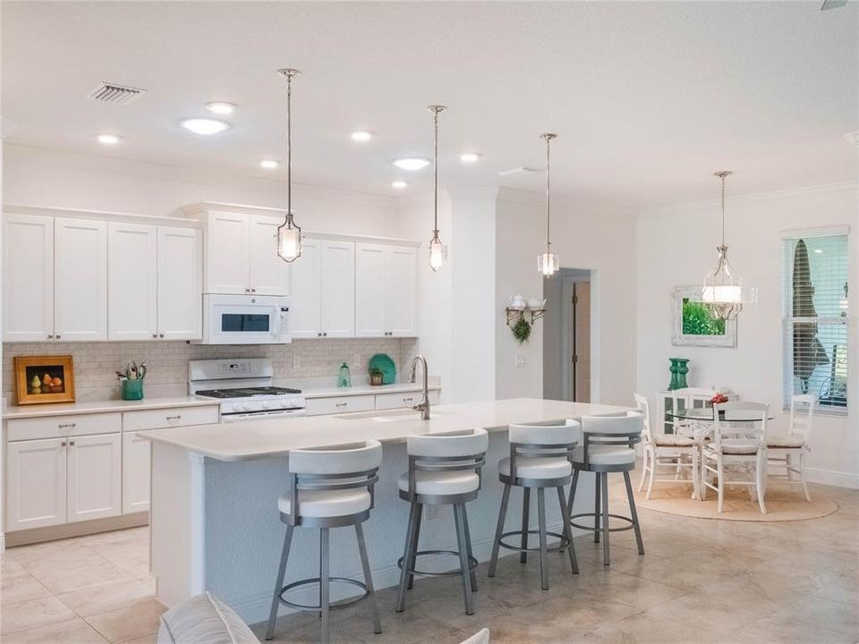 Active With Contract: $499,000 (3 beds, 3 baths, 2399 Square Feet)