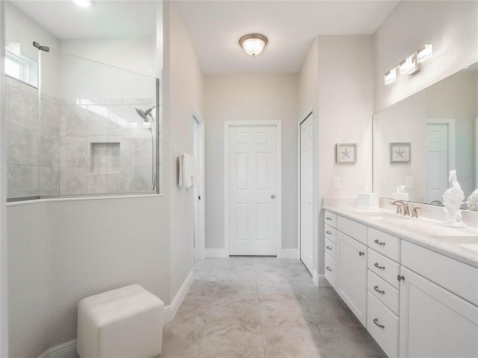 Active With Contract: $499,000 (3 beds, 3 baths, 2399 Square Feet)