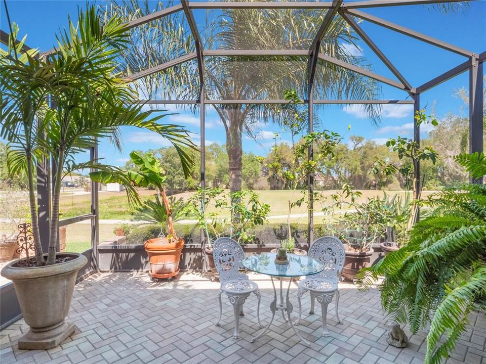 Active With Contract: $499,000 (3 beds, 3 baths, 2399 Square Feet)