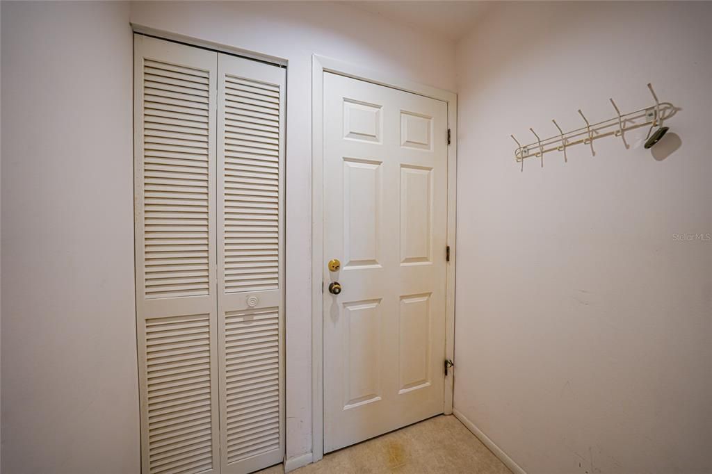 En Venta: $230,000 (3 camas, 2 baños, 1618 Pies cuadrados)