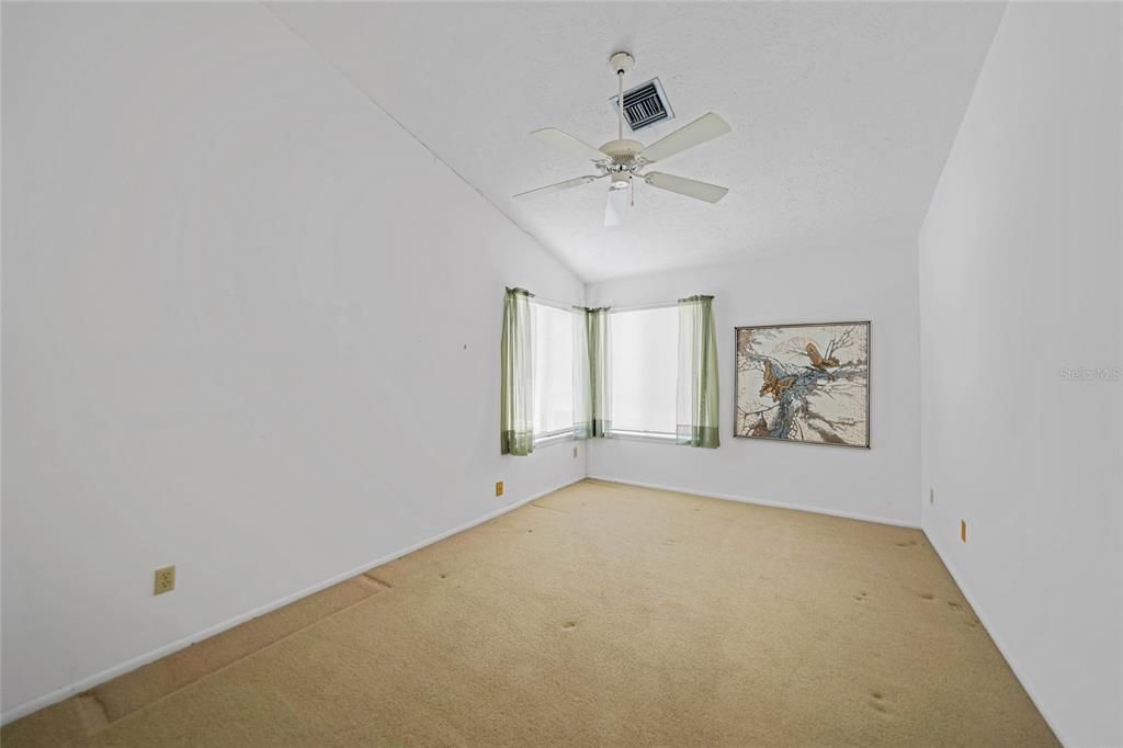 En Venta: $230,000 (3 camas, 2 baños, 1618 Pies cuadrados)