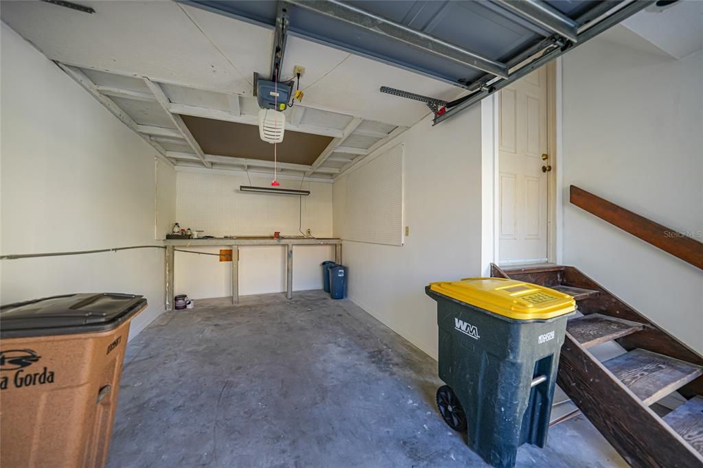 En Venta: $230,000 (3 camas, 2 baños, 1618 Pies cuadrados)