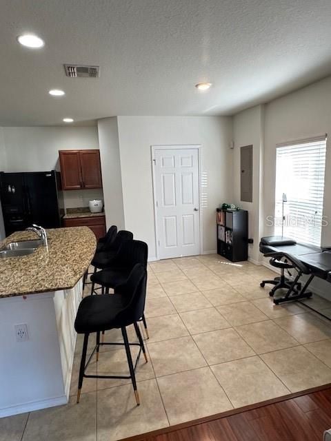 For Sale: $199,900 (2 beds, 2 baths, 1280 Square Feet)