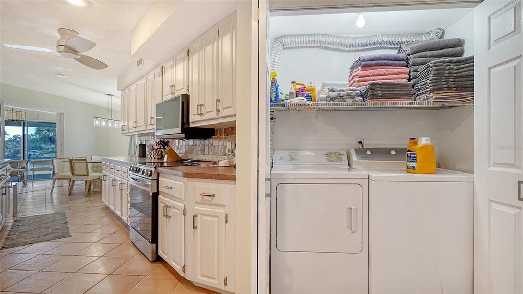 Active With Contract: $3,500 (3 beds, 3 baths, 2001 Square Feet)