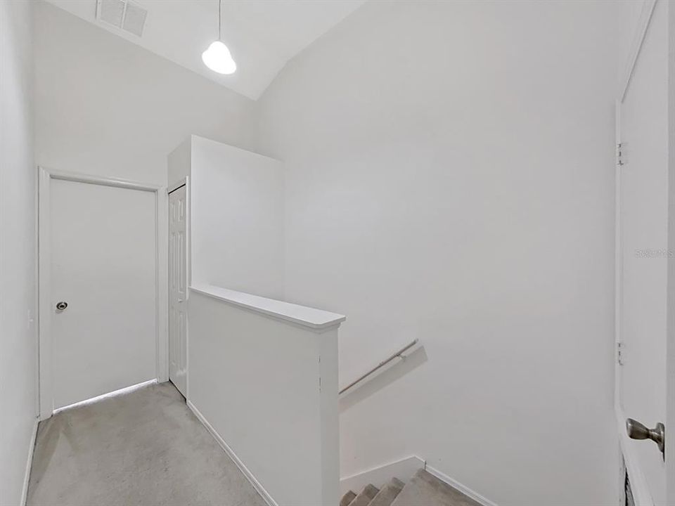 Active With Contract: $199,000 (2 beds, 2 baths, 1184 Square Feet)