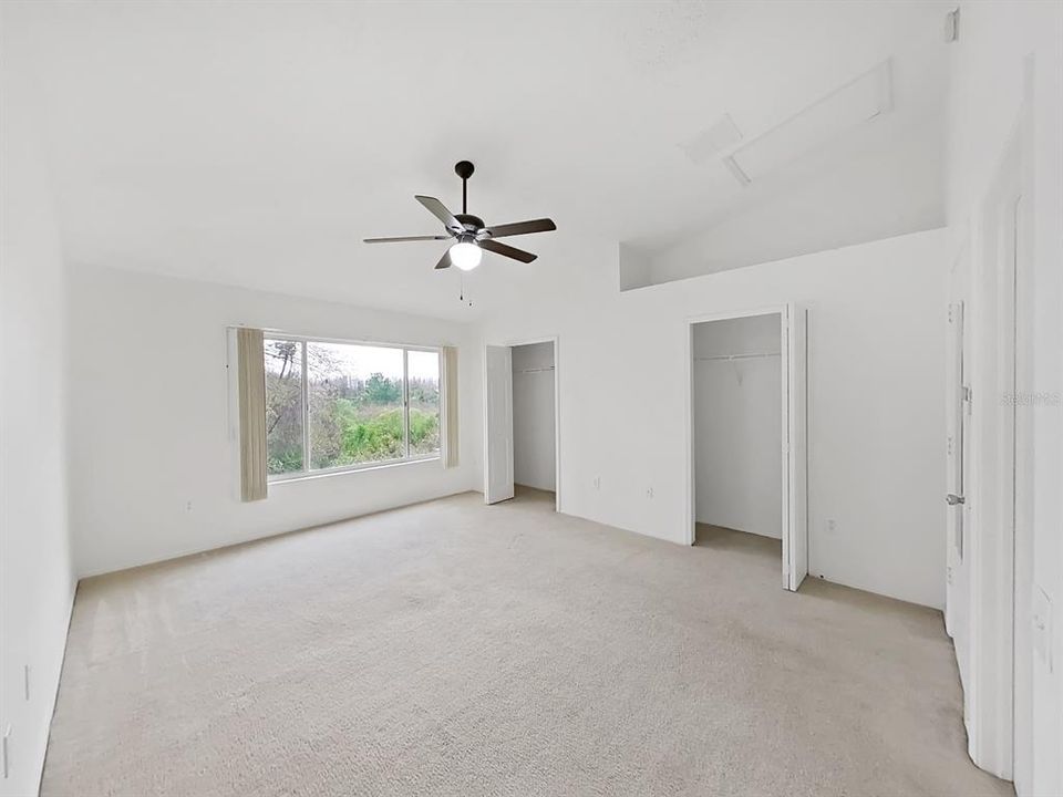 Active With Contract: $199,000 (2 beds, 2 baths, 1184 Square Feet)