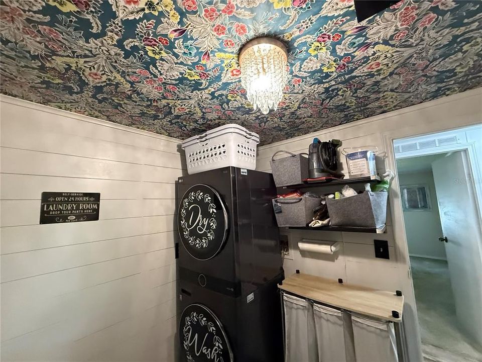 Active With Contract: $208,550 (2 beds, 2 baths, 1586 Square Feet)