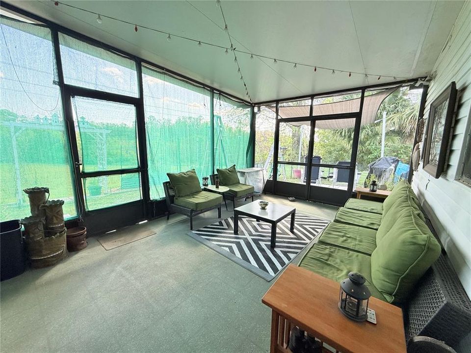 Active With Contract: $208,550 (2 beds, 2 baths, 1586 Square Feet)