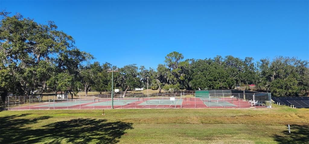 Active With Contract: $208,550 (2 beds, 2 baths, 1586 Square Feet)