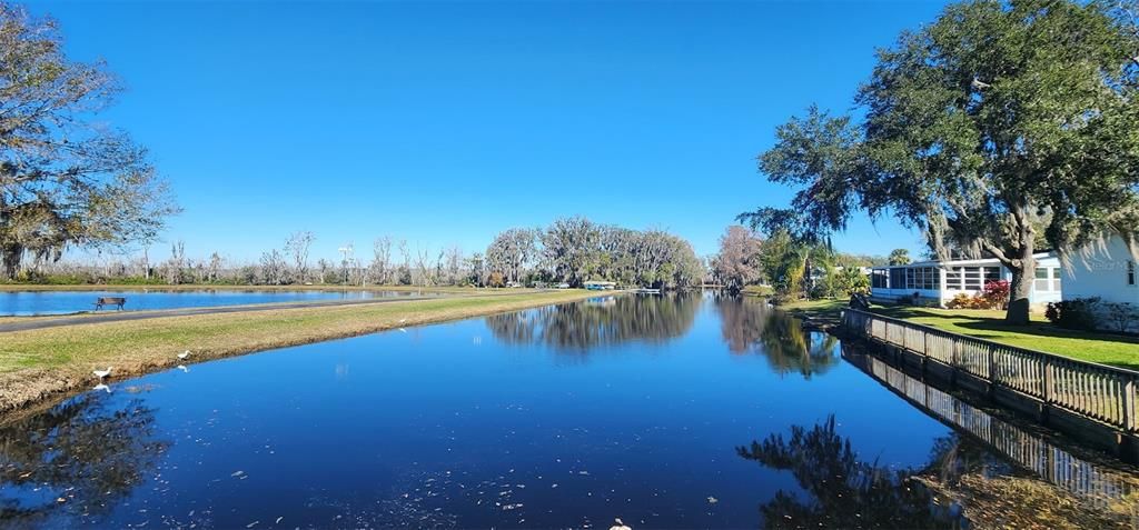 Active With Contract: $208,550 (2 beds, 2 baths, 1586 Square Feet)