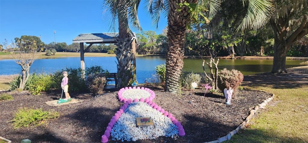 Active With Contract: $208,550 (2 beds, 2 baths, 1586 Square Feet)