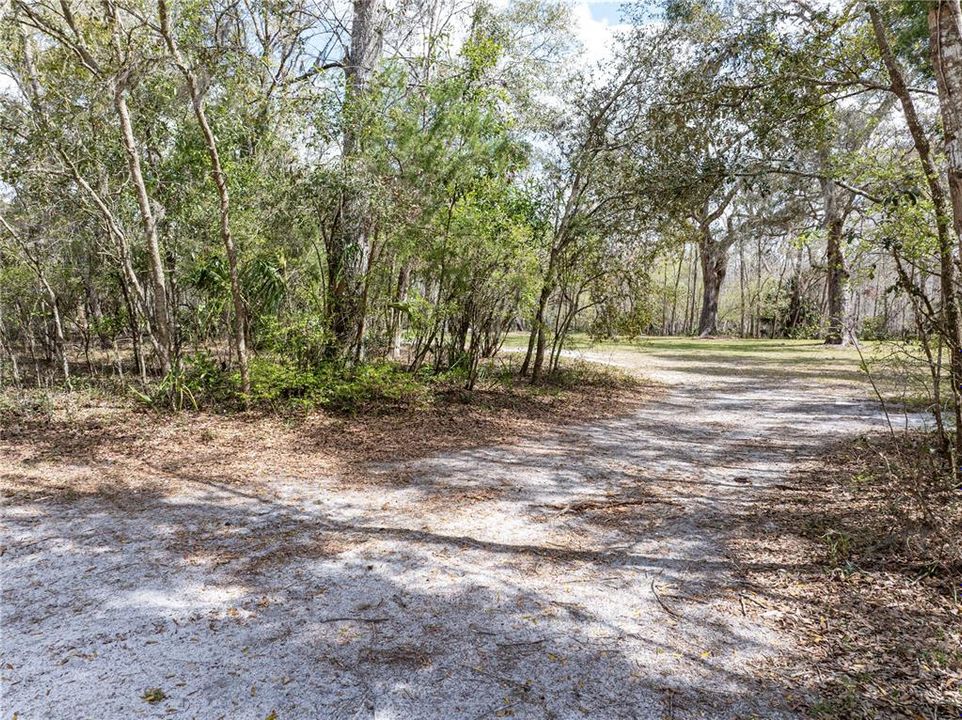 For Sale: $895,000 (1 beds, 1 baths, 400 Square Feet)