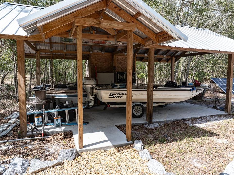 For Sale: $895,000 (1 beds, 1 baths, 400 Square Feet)