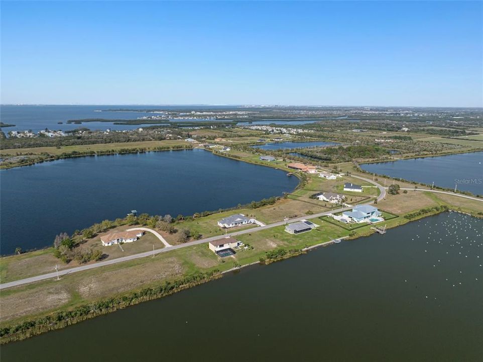 合同活跃: $999,995 (5 贝兹, 4 浴室, 3422 平方英尺)