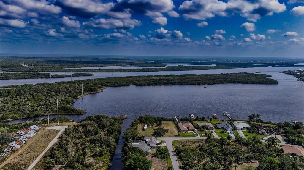 待售: $62,900 (0.23 acres)