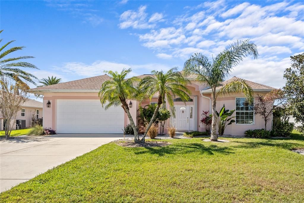 Recently Sold: $389,900 (3 beds, 2 baths, 1983 Square Feet)