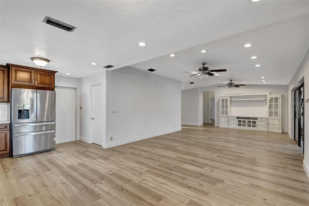 For Sale: $575,000 (3 beds, 2 baths, 2226 Square Feet)