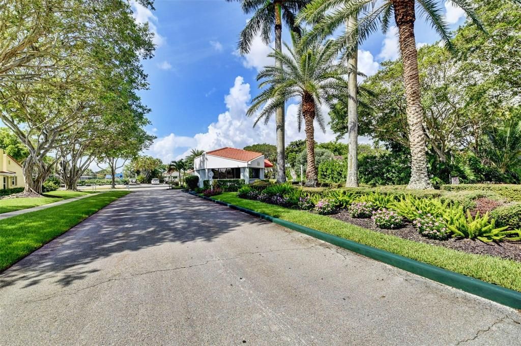 For Sale: $575,000 (3 beds, 2 baths, 2226 Square Feet)