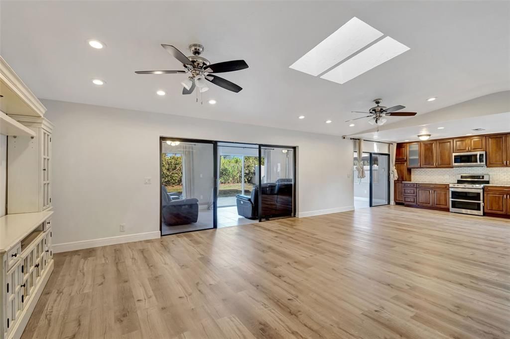 For Sale: $575,000 (3 beds, 2 baths, 2226 Square Feet)