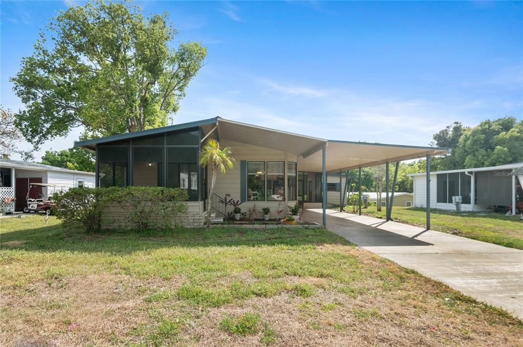 For Sale: $129,450 (2 beds, 2 baths, 1342 Square Feet)