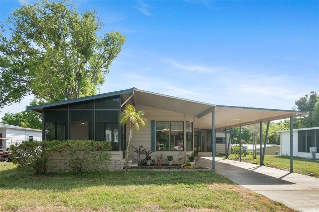 For Sale: $129,450 (2 beds, 2 baths, 1342 Square Feet)