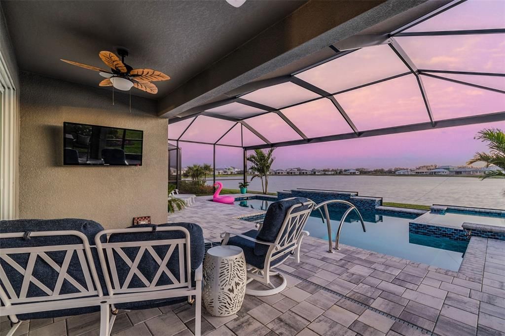 For Sale: $837,700 (3 beds, 2 baths, 2333 Square Feet)