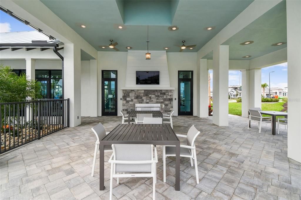 For Sale: $837,700 (3 beds, 2 baths, 2333 Square Feet)