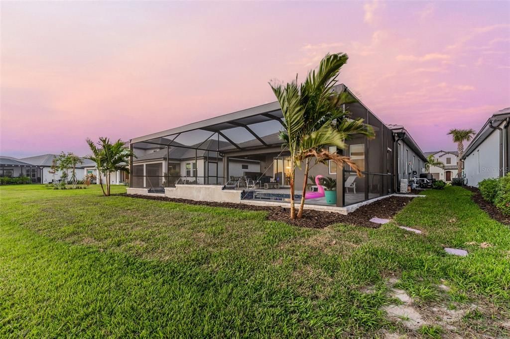 For Sale: $837,700 (3 beds, 2 baths, 2333 Square Feet)