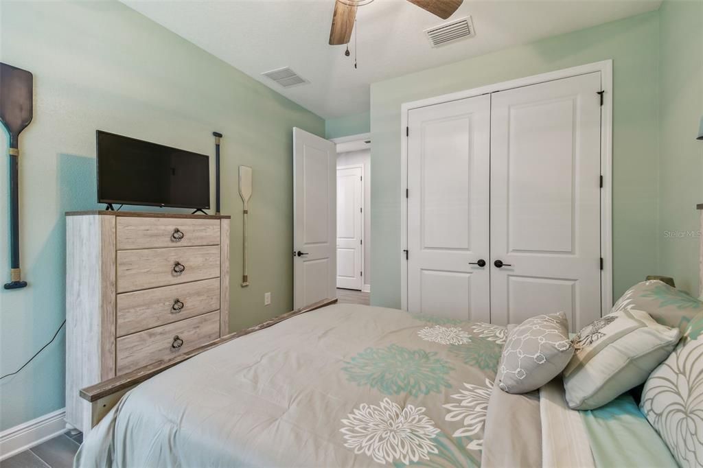 For Sale: $837,700 (3 beds, 2 baths, 2333 Square Feet)