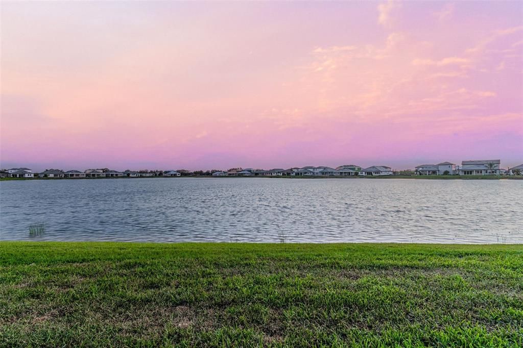 For Sale: $837,700 (3 beds, 2 baths, 2333 Square Feet)