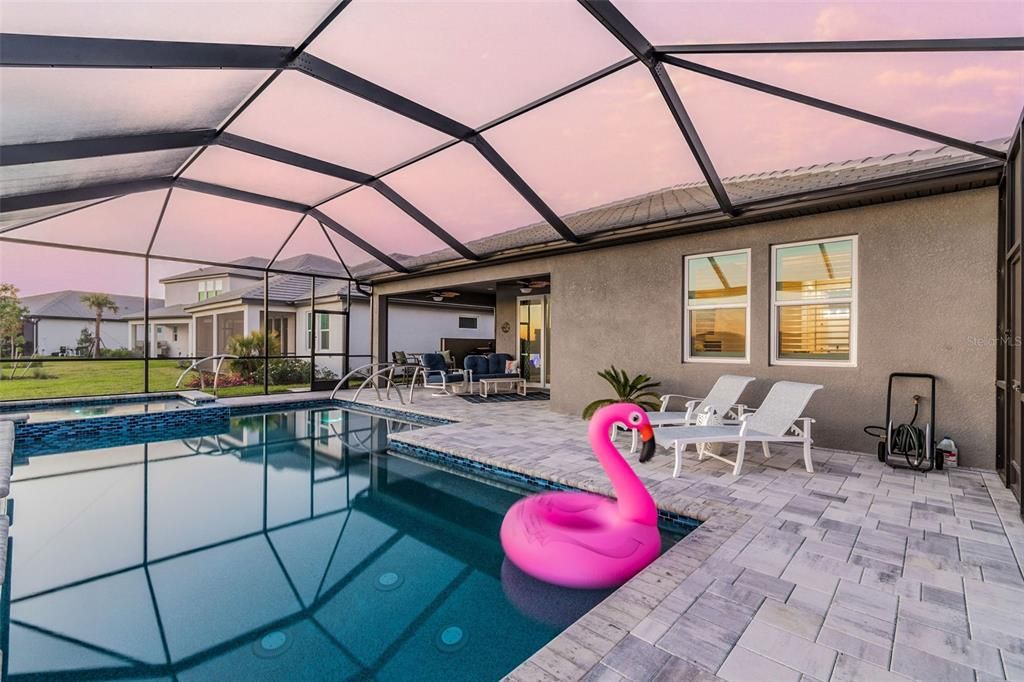 For Sale: $837,700 (3 beds, 2 baths, 2333 Square Feet)