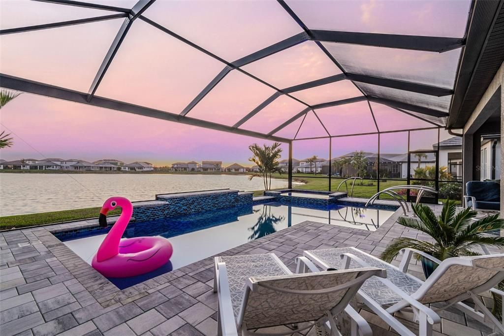 For Sale: $837,700 (3 beds, 2 baths, 2333 Square Feet)