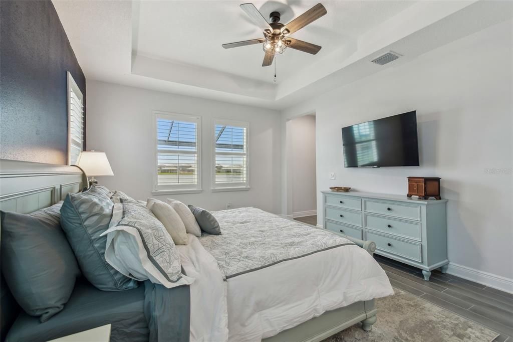 For Sale: $837,700 (3 beds, 2 baths, 2333 Square Feet)