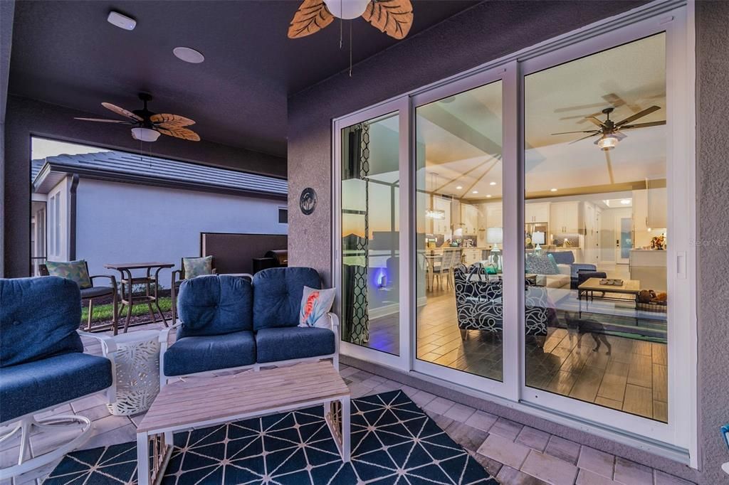 For Sale: $837,700 (3 beds, 2 baths, 2333 Square Feet)
