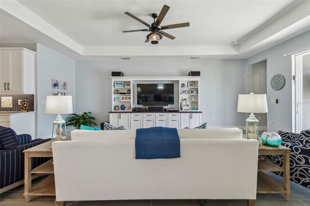 For Sale: $837,700 (3 beds, 2 baths, 2333 Square Feet)