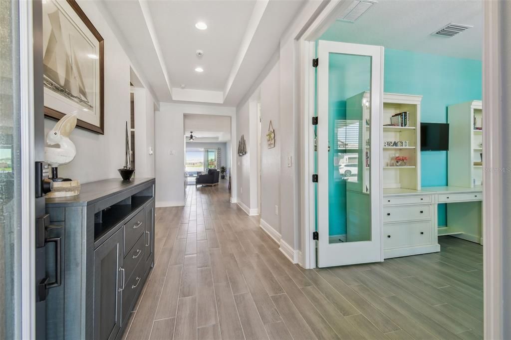 For Sale: $837,700 (3 beds, 2 baths, 2333 Square Feet)