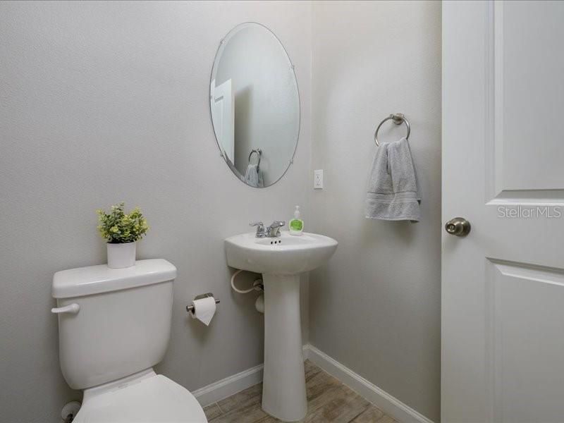 For Sale: $379,000 (3 beds, 2 baths, 1667 Square Feet)