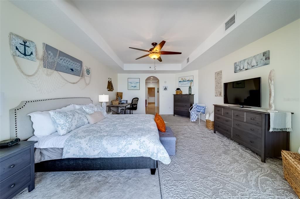 出租: $5,995 (3 贝兹, 3 浴室, 3020 平方英尺)