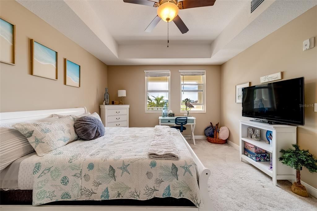 出租: $5,995 (3 贝兹, 3 浴室, 3020 平方英尺)