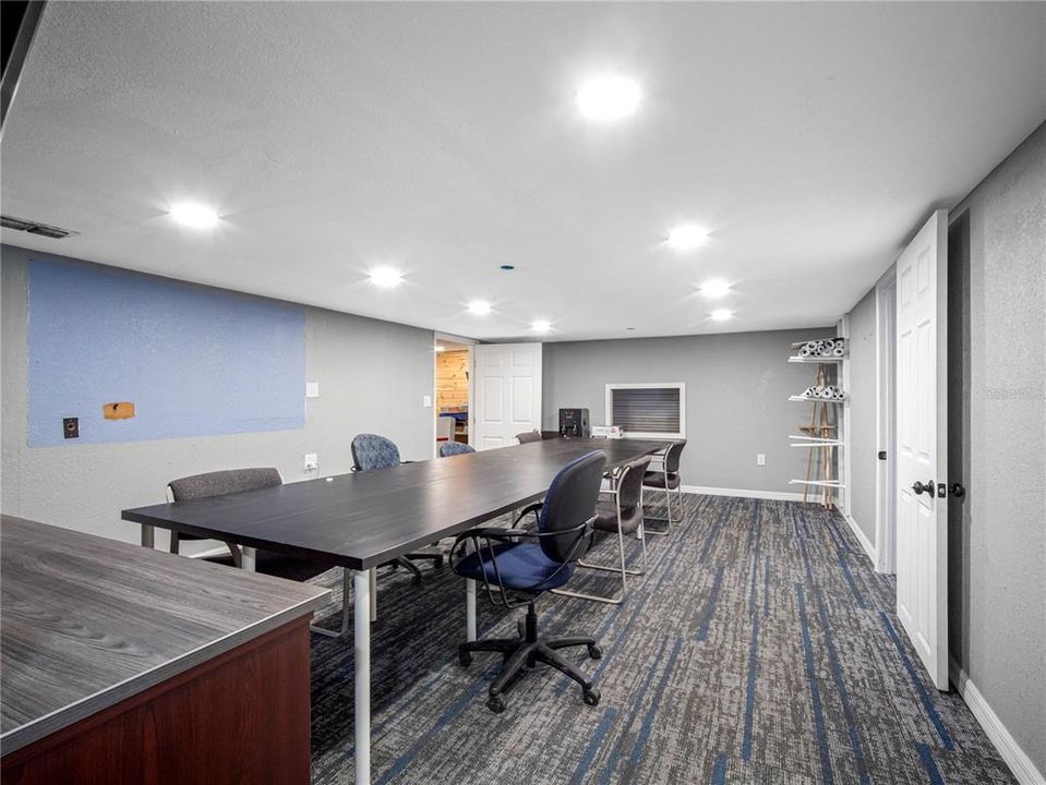 For Sale: $1,225,000 (0 beds, 0 baths, 3259 Square Feet)